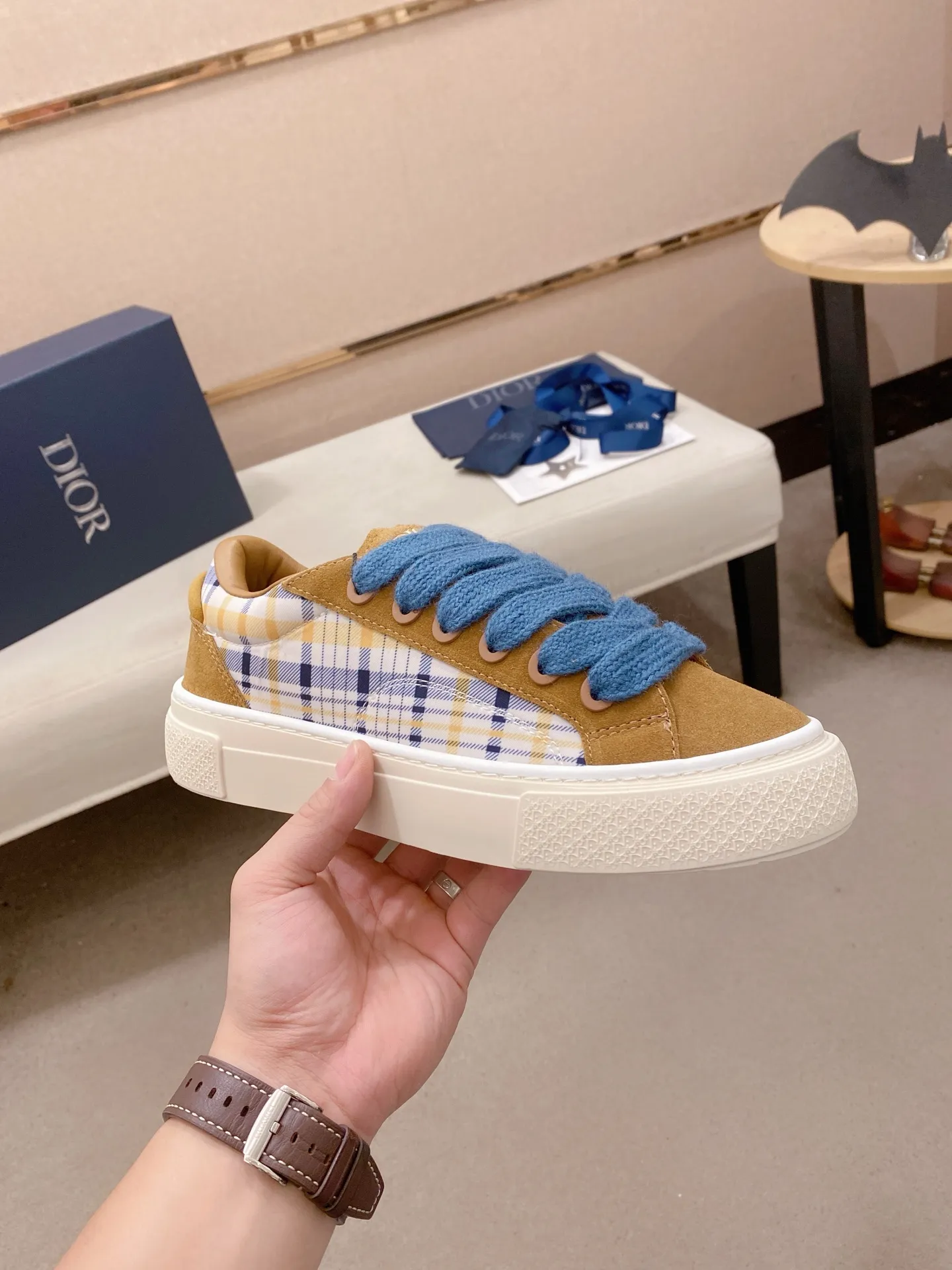 Factory price: 300 Men's shoes 💰[Dior·Dior] Top 🔍Couple style 💏🔍New casual sports style couple shoes, new four-season design, perfect workmanship, lace-up lazy style to create cabinet quality, upper: imported first-layer cowhide, sheepskin lining is soft and comfortable, ultra-light TPU wear-resistant outsole, simple, versatile fashion men's shoes, excellent color code number 35--44
